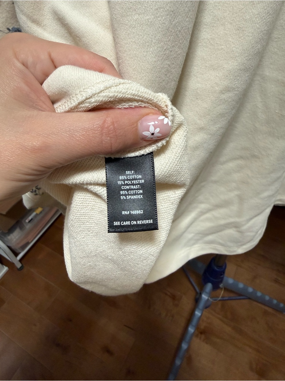 NWT- Torrid Size 0 French Terry Contrast Sweatshirt - Picture 11 of 11